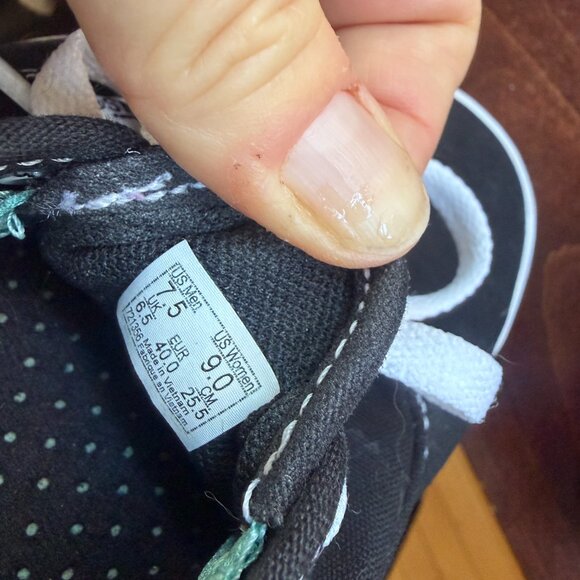 VANS ComfyCush black low profile canvas shoes size 9 - Picture 10 of 10